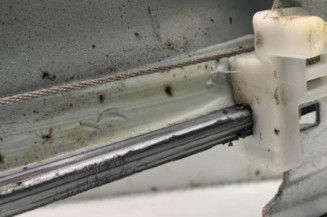 Leve vitre mecanique arriere gauche DACIA DUSTER 1