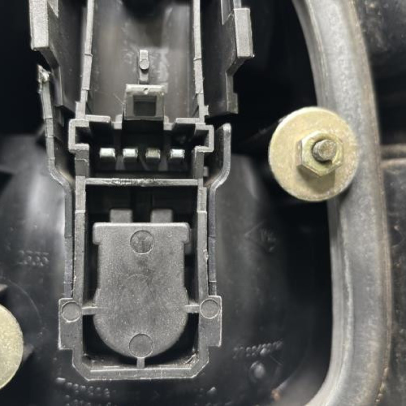 Feu arriere principal gauche (feux) RENAULT LAGUNA 1 Photo n°3