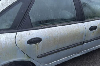 Feu arriere principal gauche (feux) RENAULT LAGUNA 1