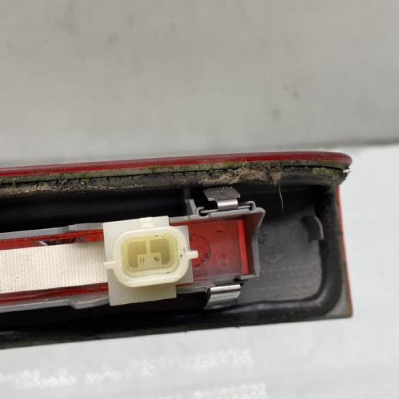 Feu arriere stop central RENAULT SCENIC 3 Photo n°3