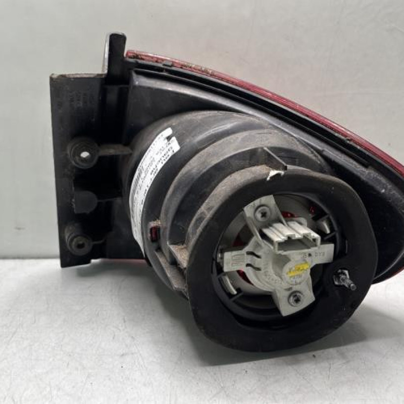 Feu arriere principal gauche (feux) SEAT ALTEA Photo n°2