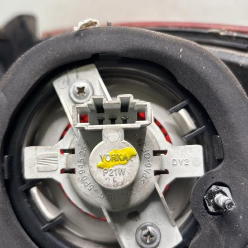 Feu arriere principal gauche (feux) SEAT ALTEA Photo n°3