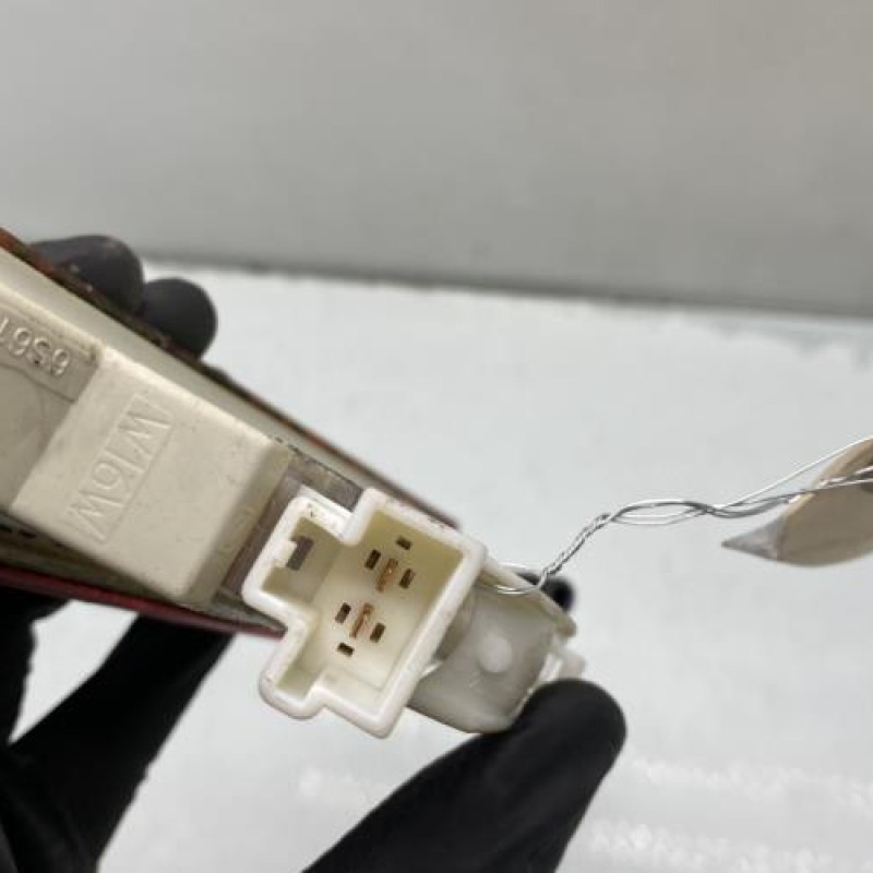 Feu arriere stop central FORD FIESTA 5 Photo n°3