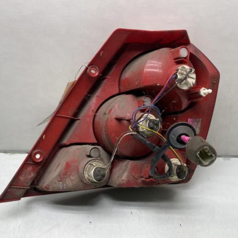 Feu arriere principal gauche (feux) DAEWOO KALOS Photo n°2