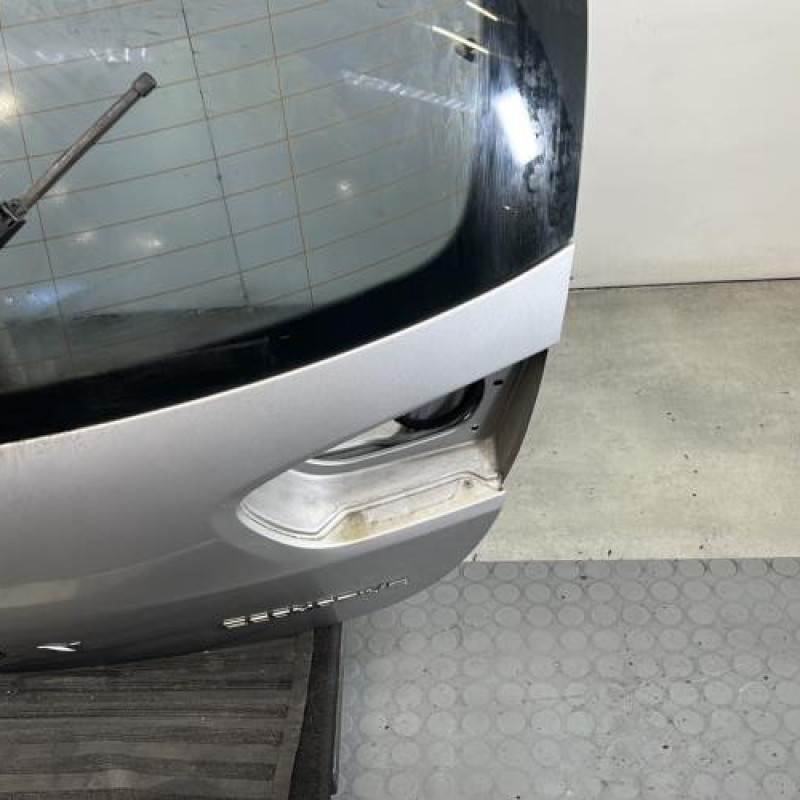 Malle/Hayon arriere SEAT LEON 2 Photo n°4