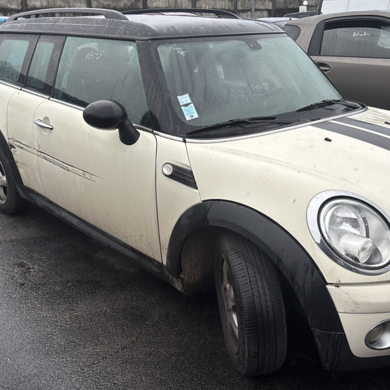 MINI MINI 2 R55 CLUBMAN PHASE 1 BREAK 1.6D - 16V TURBO COOPER D Photo n°2