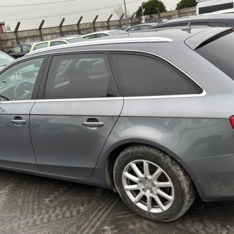 Commande autoradio AUDI A4 3 Photo n°11