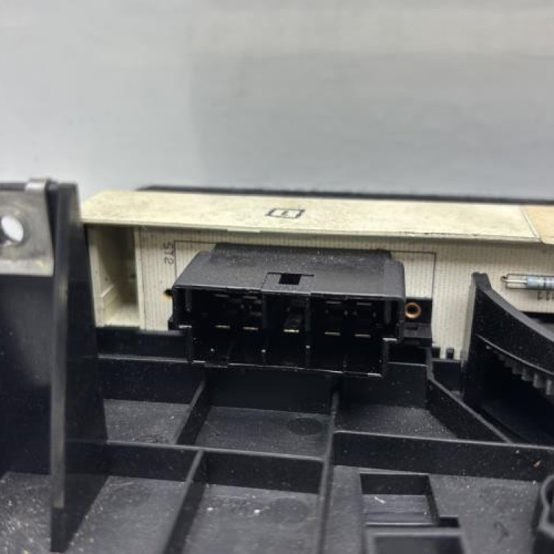 Commande chauffage PEUGEOT 405 Photo n°3