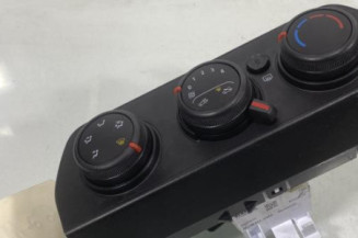 Commande chauffage DACIA SANDERO 3