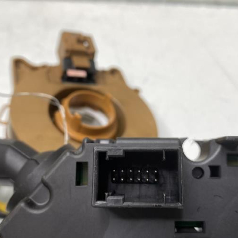 Com (Bloc Contacteur Tournant+Commodo Essuie Glace+Commodo Phare) FIAT QUBO Photo n°7