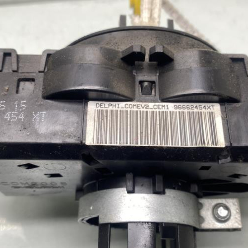 Com (Bloc Contacteur Tournant+Commodo Essuie Glace+Commodo Phare) PEUGEOT PARTNER 2 Photo n°4