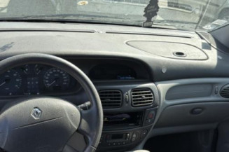 Aile avant droit RENAULT SCENIC 1