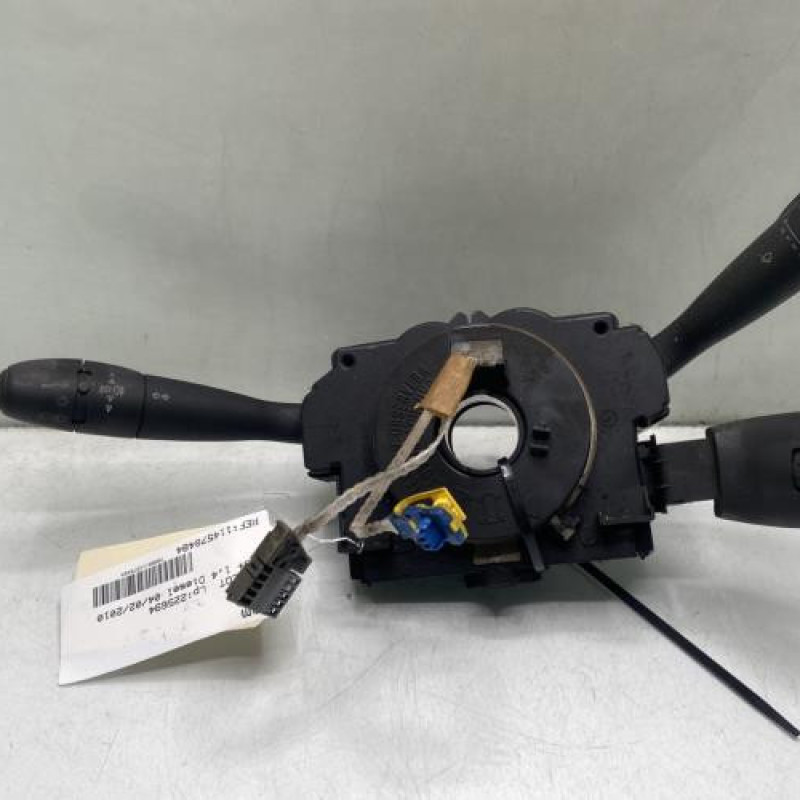 Com (Bloc Contacteur Tournant+Commodo Essuie Glace+Commodo Phare) PEUGEOT 206+ Photo n°1