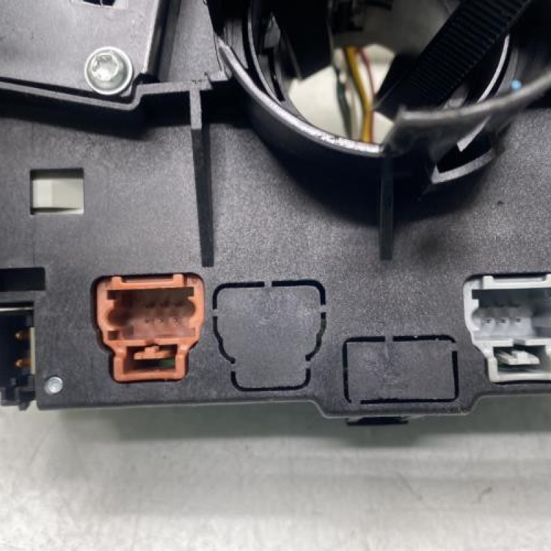 Com (Bloc Contacteur Tournant+Commodo Essuie Glace+Commodo Phare) PEUGEOT 1007 Photo n°6