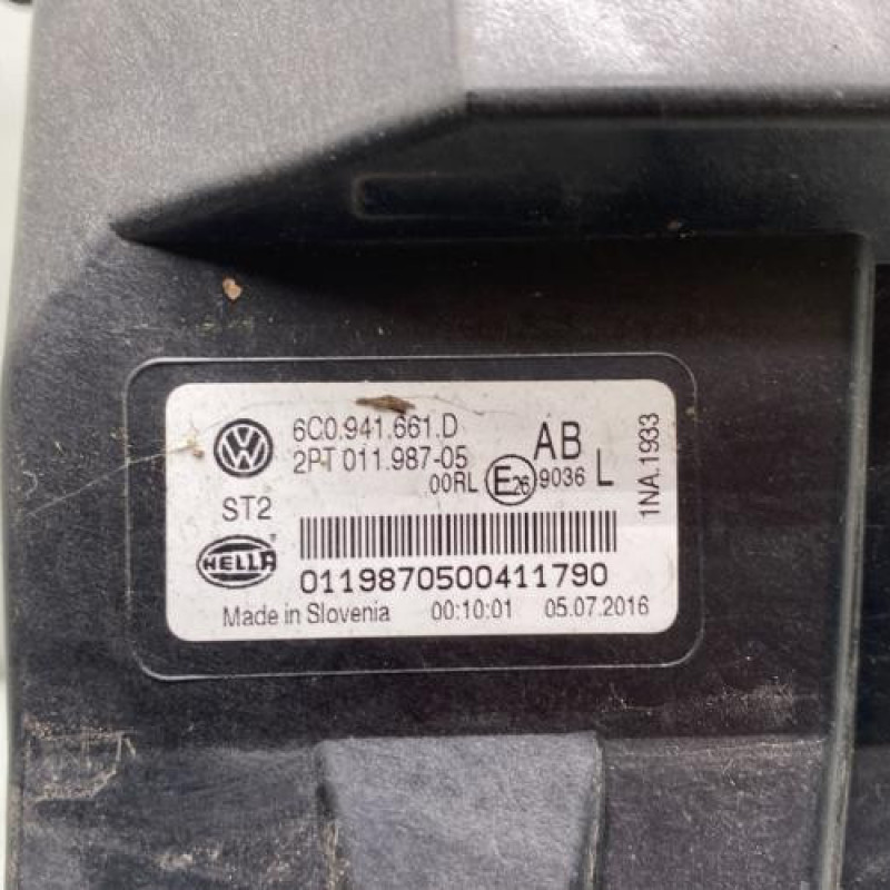 Feu diurne avant gauche VOLKSWAGEN POLO 5 Photo n°5