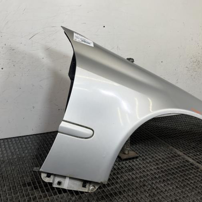 Aile avant droit MERCEDES CLASSE C 203 COUPE SPORT Photo n°5