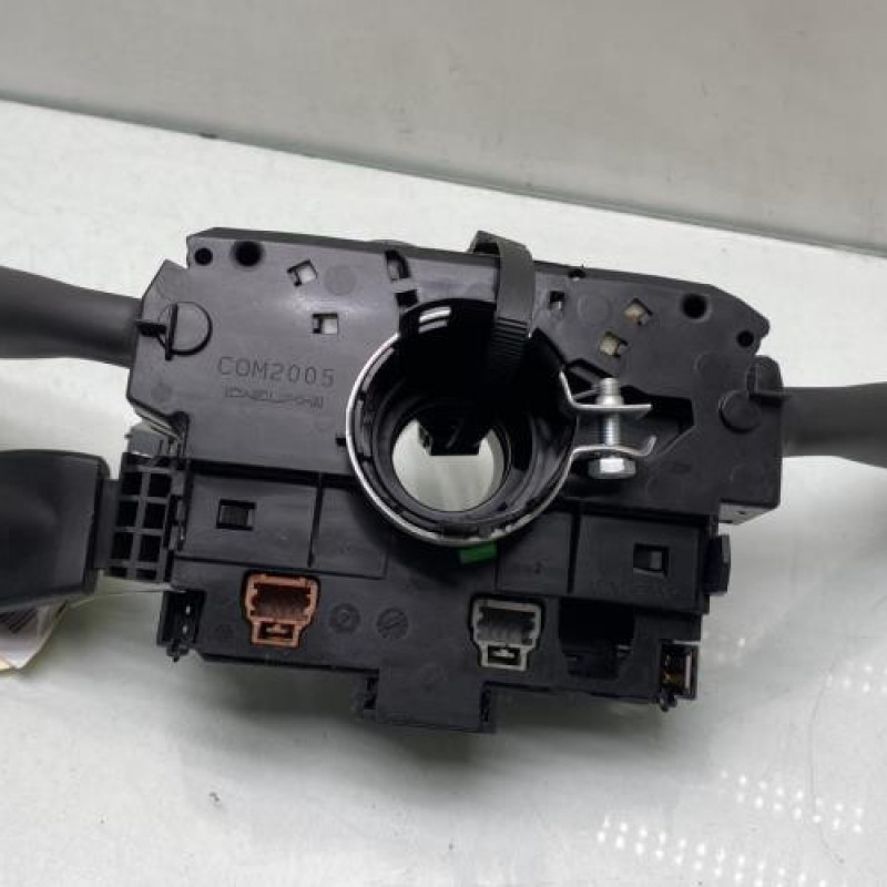 Com (Bloc Contacteur Tournant+Commodo Essuie Glace+Commodo Phare) PEUGEOT PARTNER 2 Photo n°7