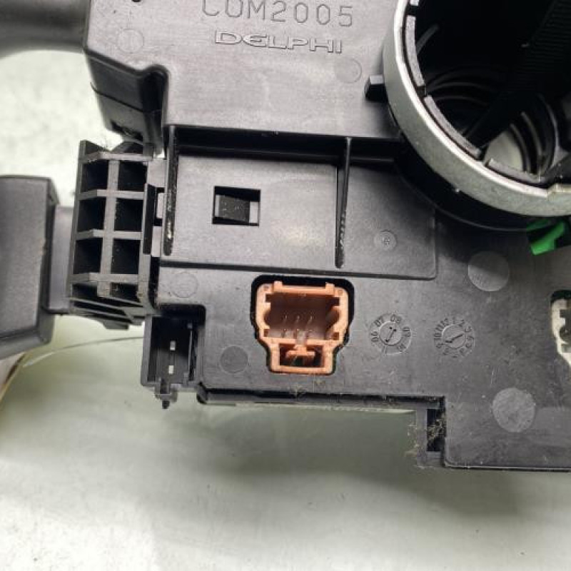 Com (Bloc Contacteur Tournant+Commodo Essuie Glace+Commodo Phare) PEUGEOT PARTNER 2 Photo n°9