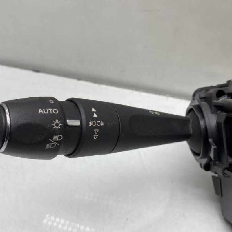 Com (Bloc Contacteur Tournant+Commodo Essuie Glace+Commodo Phare) CITROEN DS5 Photo n°4