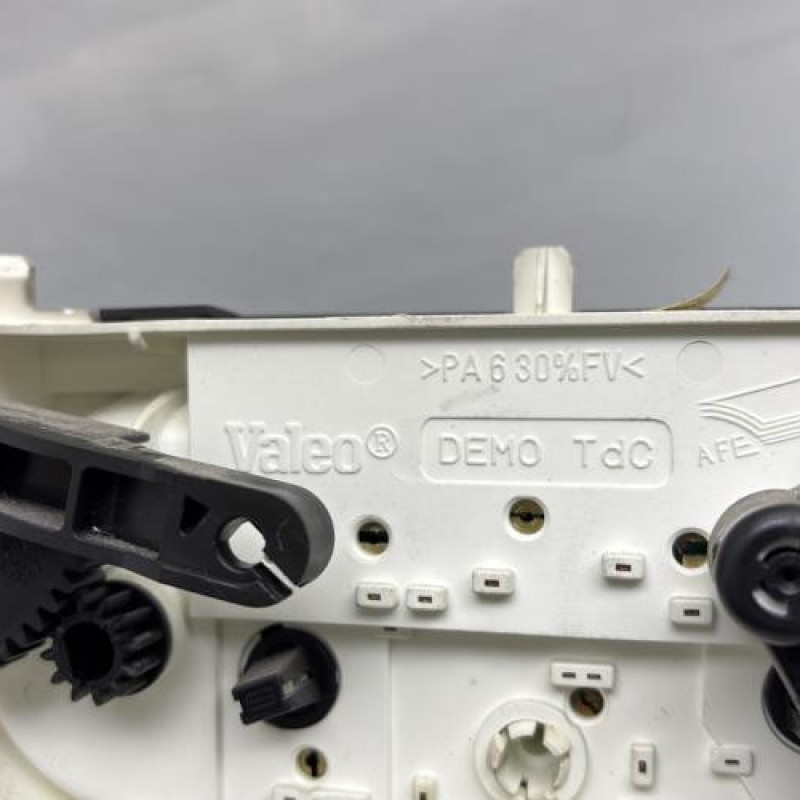 Commande chauffage RENAULT TRAFIC 2 Photo n°5