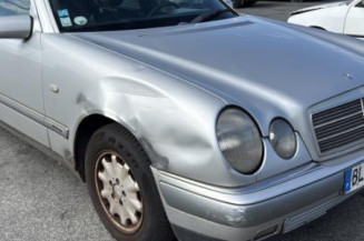 Commande chauffage MERCEDES CLASSE E 210