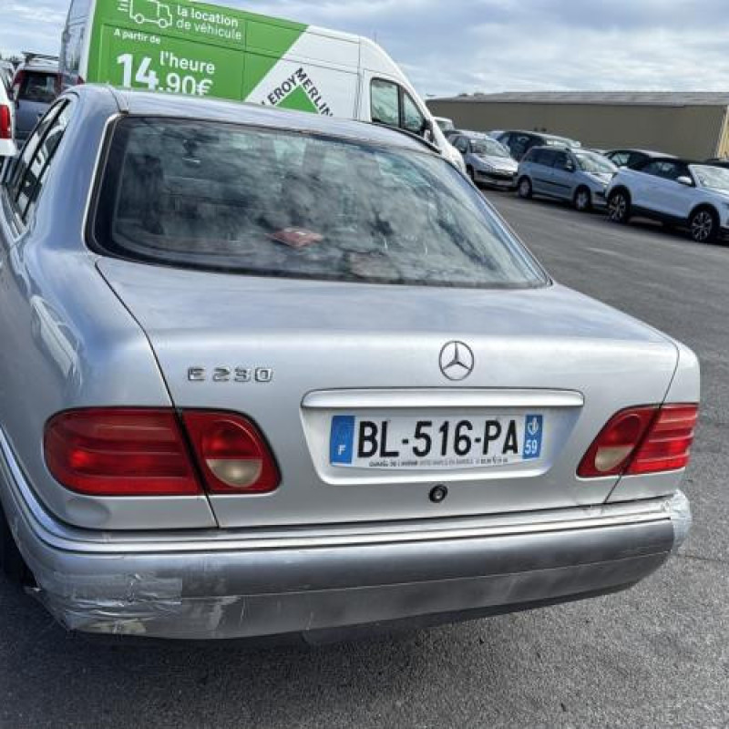 Commande chauffage MERCEDES CLASSE E 210 Photo n°9