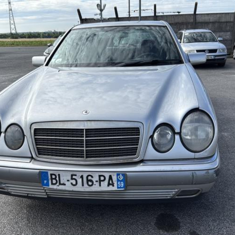 Commande chauffage MERCEDES CLASSE E 210 Photo n°12