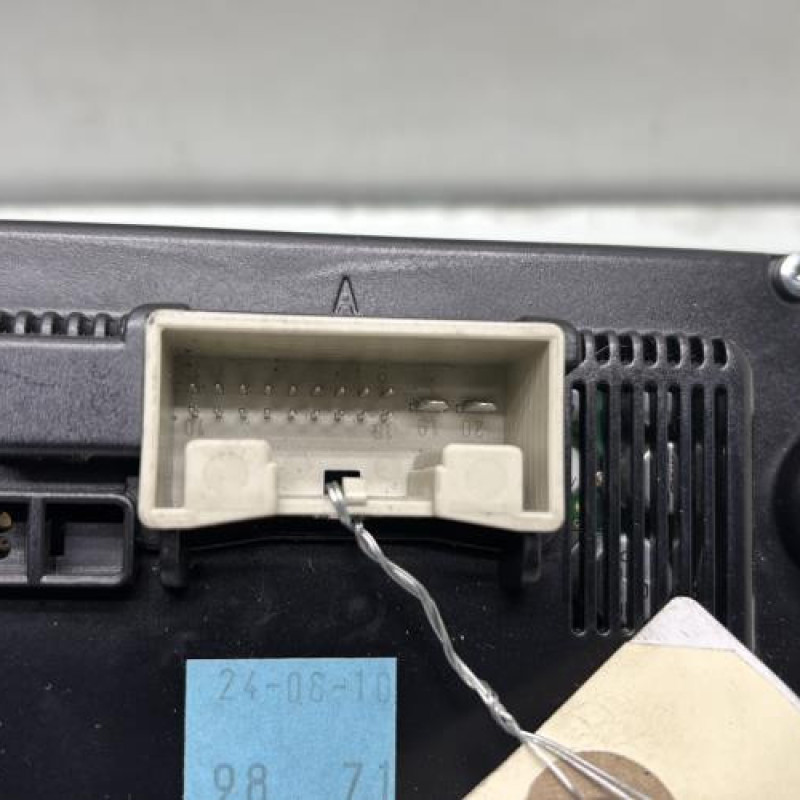 Commande chauffage SKODA SUPERB 2 Photo n°4