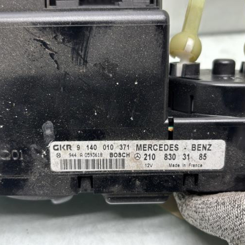 Commande chauffage MERCEDES CLASSE C 202 Photo n°4