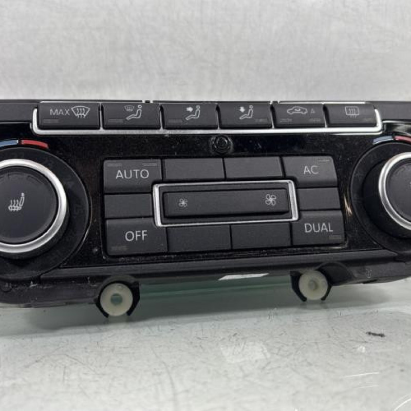 Commande chauffage VOLKSWAGEN GOLF 6 Photo n°3