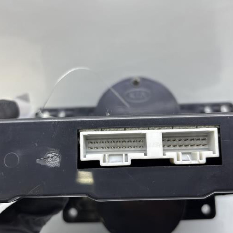 Commande chauffage KIA CARENS 2 Photo n°4