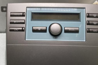 Commande chauffage TOYOTA COROLLA VERSO 2 Photo n°1