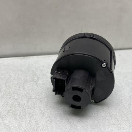 Commande de phare VOLKSWAGEN SCIROCCO 3