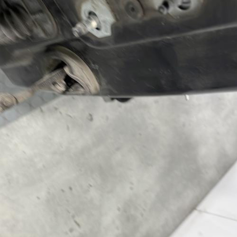 Porte avant droit RENAULT MEGANE 3 Photo n°3