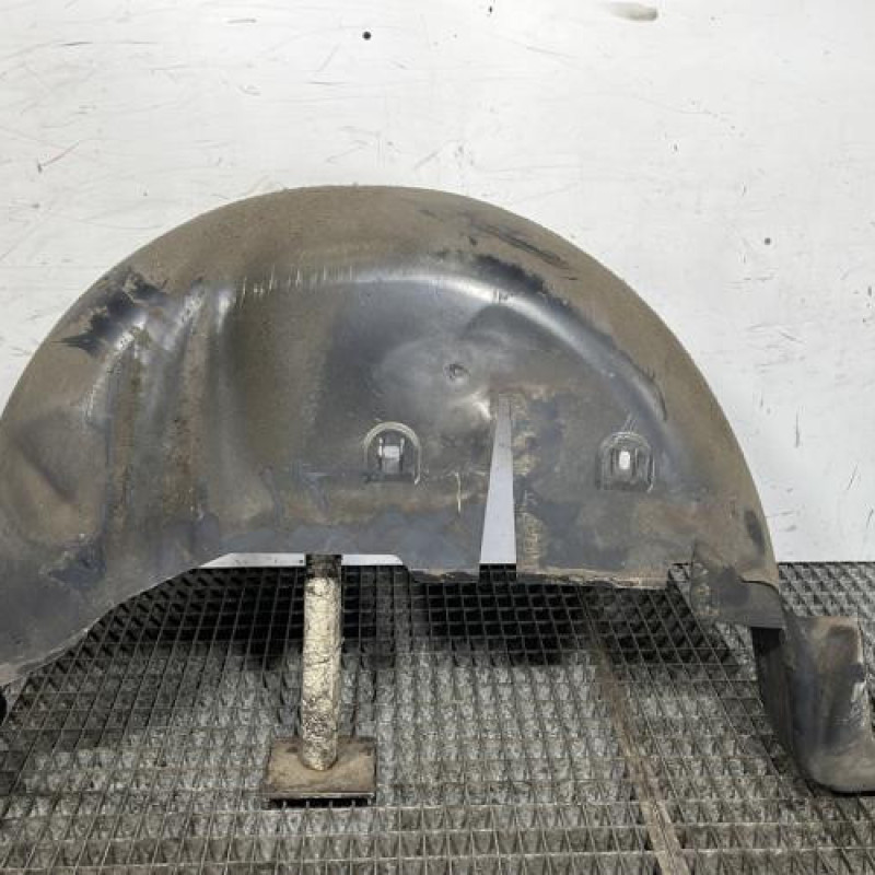 Pare boue arriere droit RENAULT MEGANE 3 Photo n°2