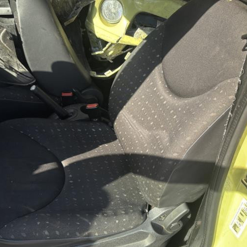 Pare choc arriere CITROEN C2 Photo n°15