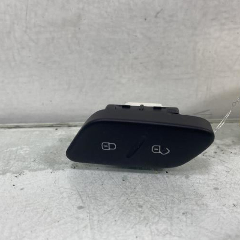 Commande de fermeture centralisee VOLKSWAGEN POLO 5 Photo n°1