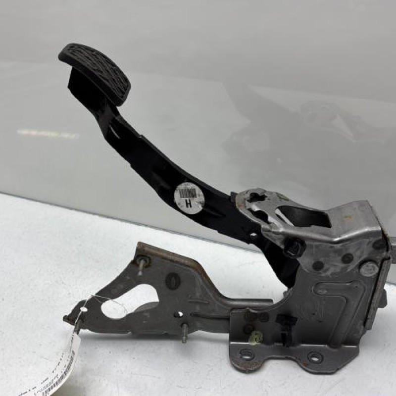 Pedale de frein NISSAN QASHQAI 1 Photo n°1