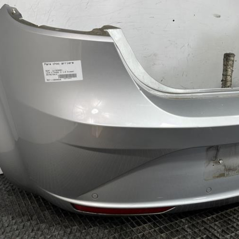 Pare choc arriere SEAT LEON 2 Photo n°2