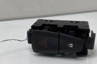 Bouton de warning DACIA DOKKER Photo n°1