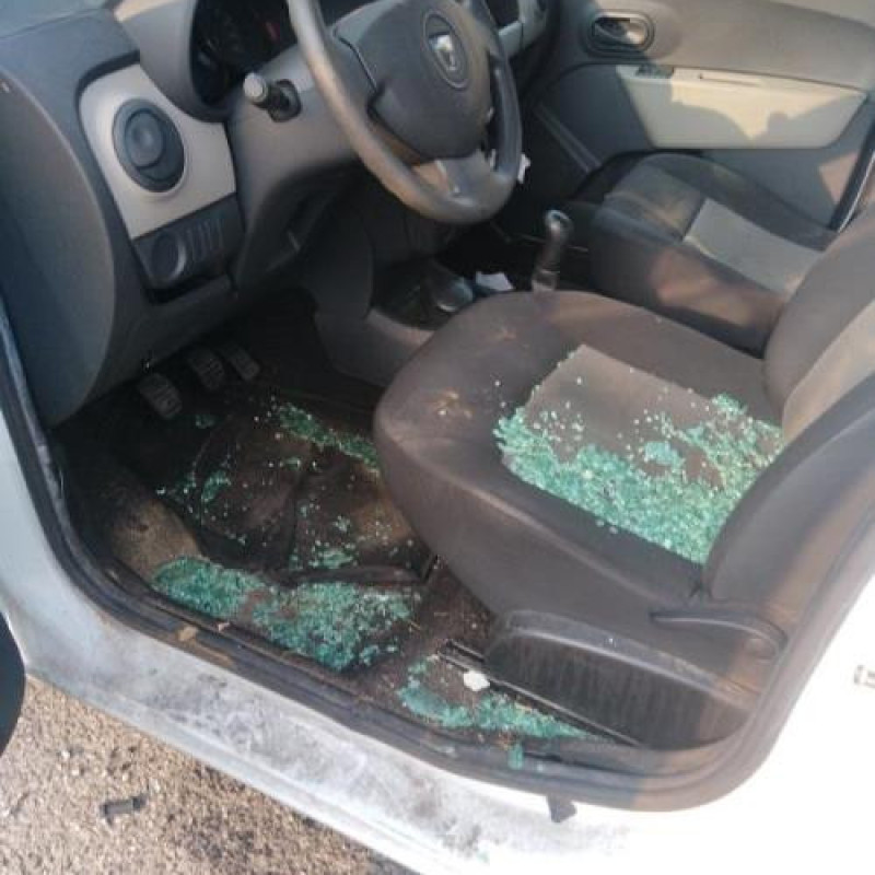 Bouton de warning DACIA DOKKER Photo n°10