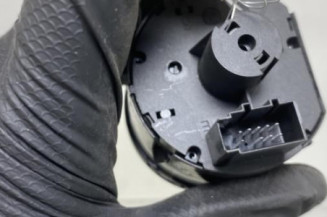 Commande de phare VOLKSWAGEN TOURAN 3