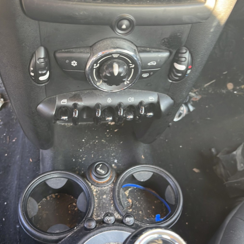 MINI MINI 2 R56 PHASE 2 1.6D - 16V TURBO ONE D Photo n°8