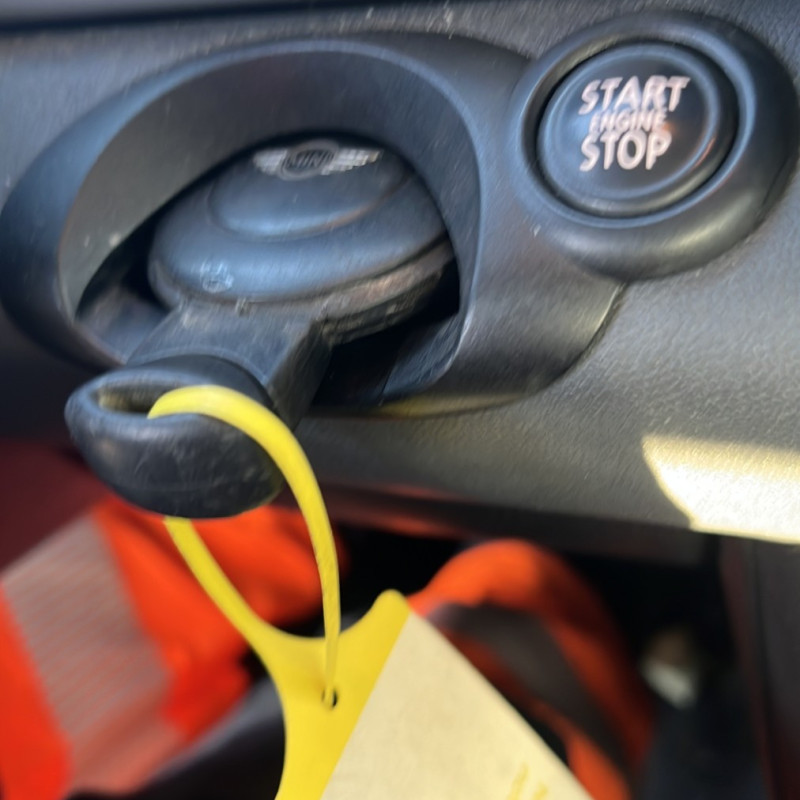 MINI MINI 2 R56 PHASE 2 1.6D - 16V TURBO ONE D Photo n°11