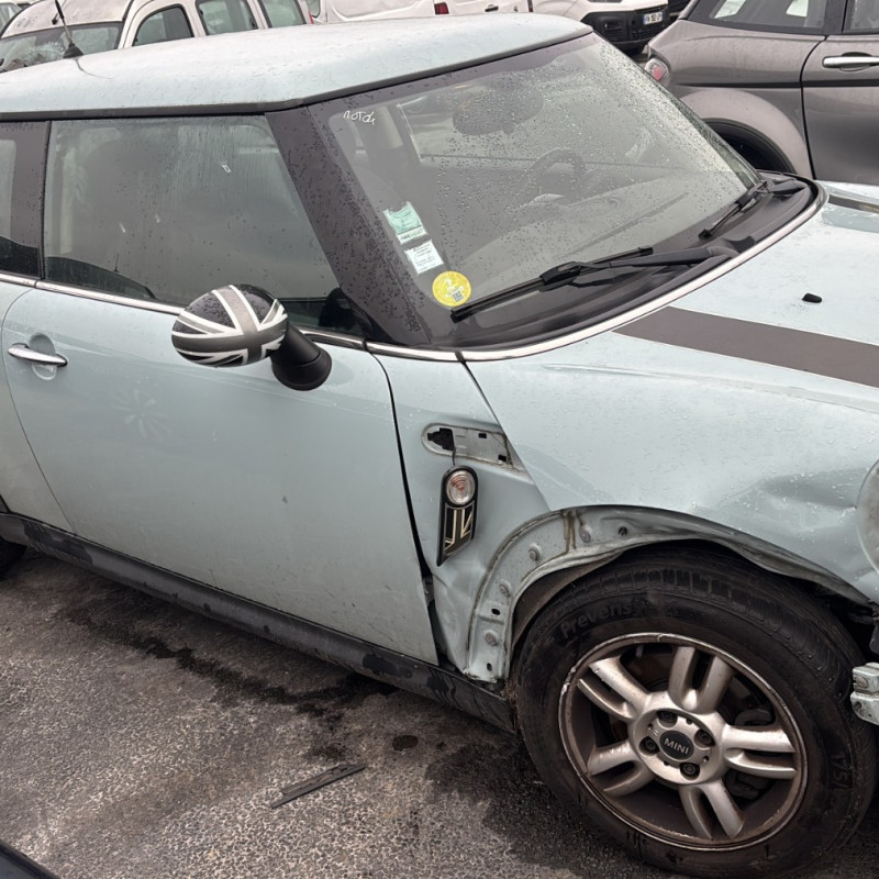 MINI MINI 2 R56 PHASE 2 1.6D - 16V TURBO ONE D Photo n°13