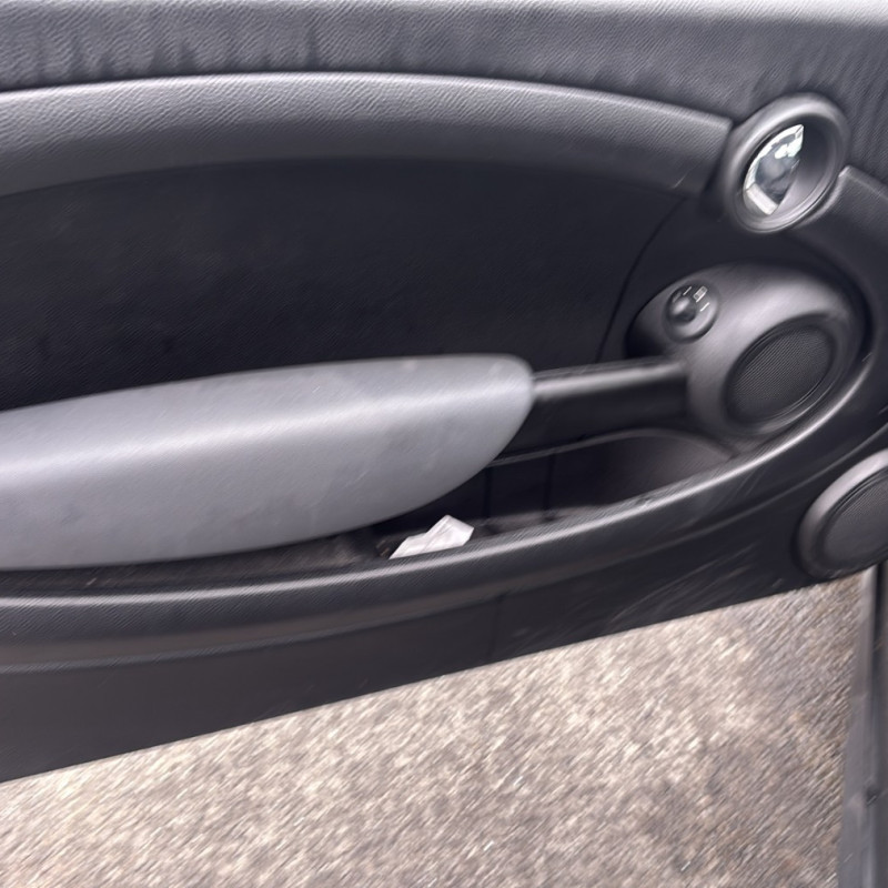 MINI MINI 2 R56 PHASE 2 1.6D - 16V TURBO ONE D Photo n°16