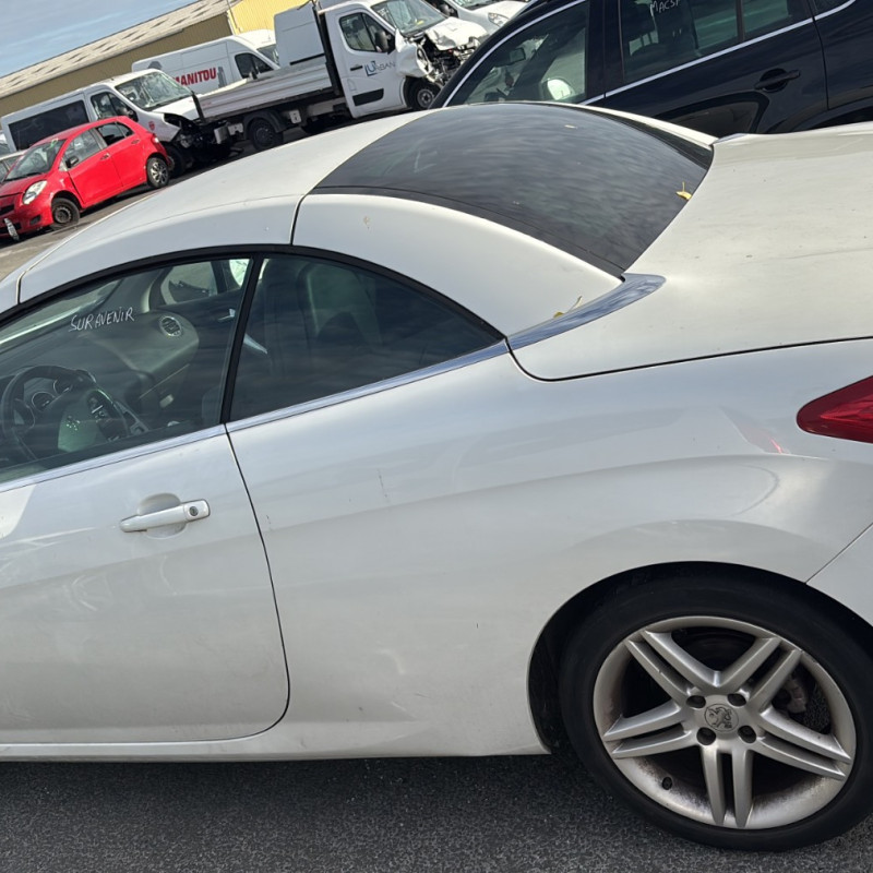 PEUGEOT 308 1 PHASE 1 CABRIOLET 2.0 HDI - 16V TURBO Photo n°7