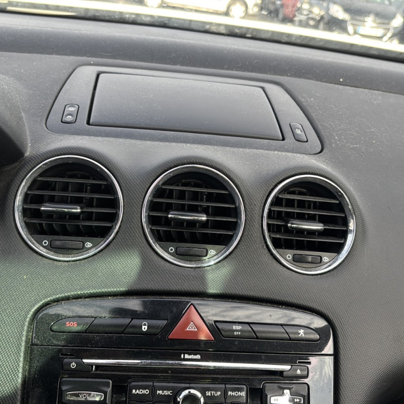 PEUGEOT 308 1 PHASE 1 CABRIOLET 2.0 HDI - 16V TURBO Photo n°18