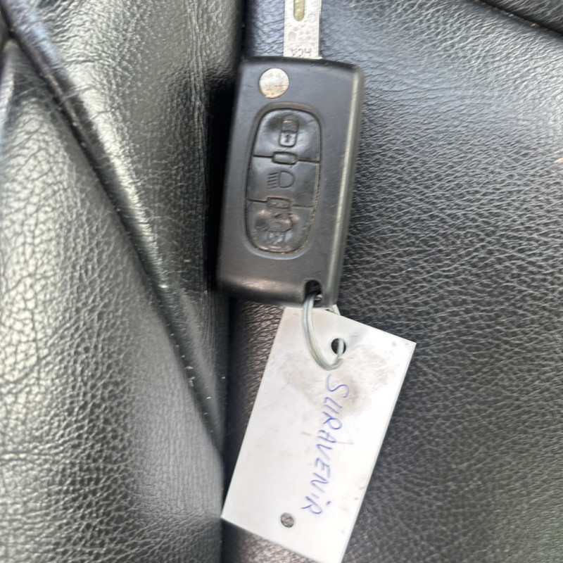 PEUGEOT 308 1 PHASE 1 CABRIOLET 2.0 HDI - 16V TURBO Photo n°21