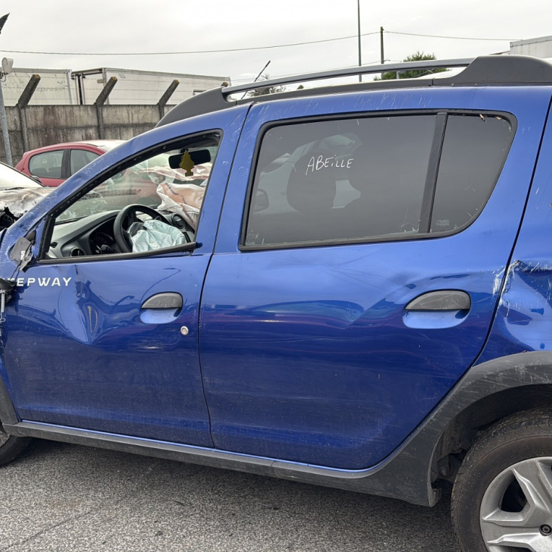 DACIA SANDERO 2 PHASE 2 1.0i - 12V TURBO SCE 100 Photo n°7